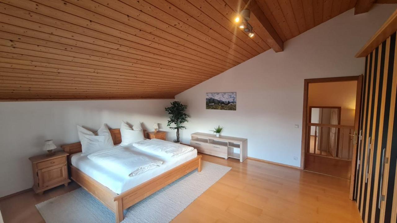 Schoenes Ferienhaus Am Herrenberg Prien am Chiemsee Exteriér fotografie